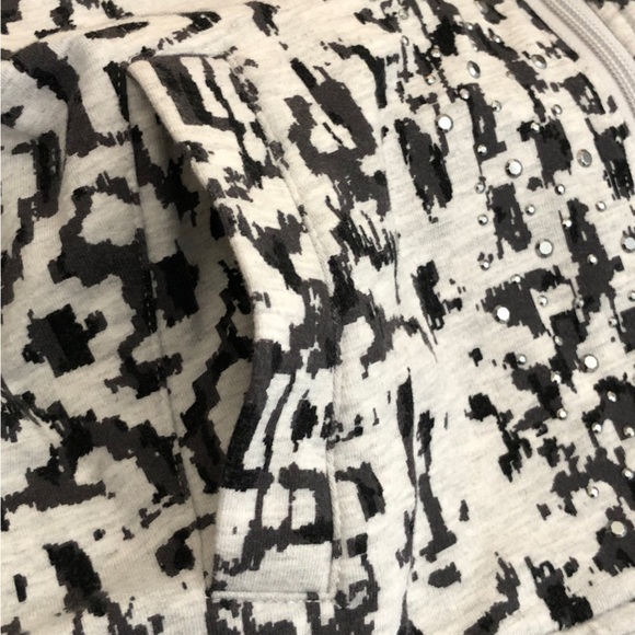 NEW - LAURA ASHLEY - Cotton Blend Gray & Black Full Zip Lightweight Jacket - MP - Picture 5 of 9